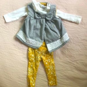 Tahari Baby Girl Outfit - 3 pieces